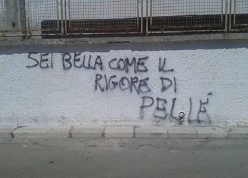 “Sei bella come il rigore di Pellè”: la dedica sul muro diventa virale “Sei bella come il rigore di Pellè”: la dedica sul muro diventa virale