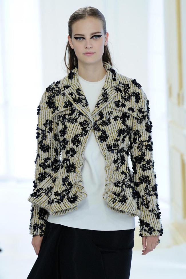 Christian Dior, sfilata Haute Couture: Bella Hadid, che visione. FOTO