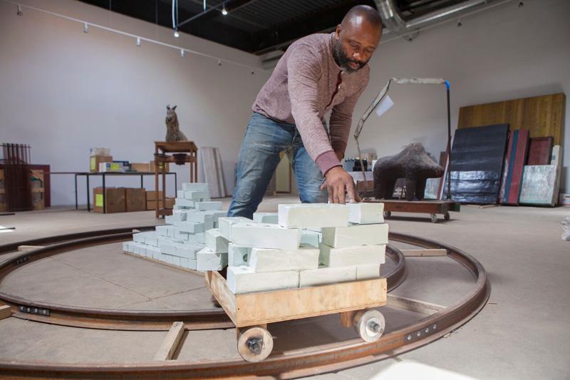 Fondazione Prada: Theaster Gates e Nástio Mosquito in mostra