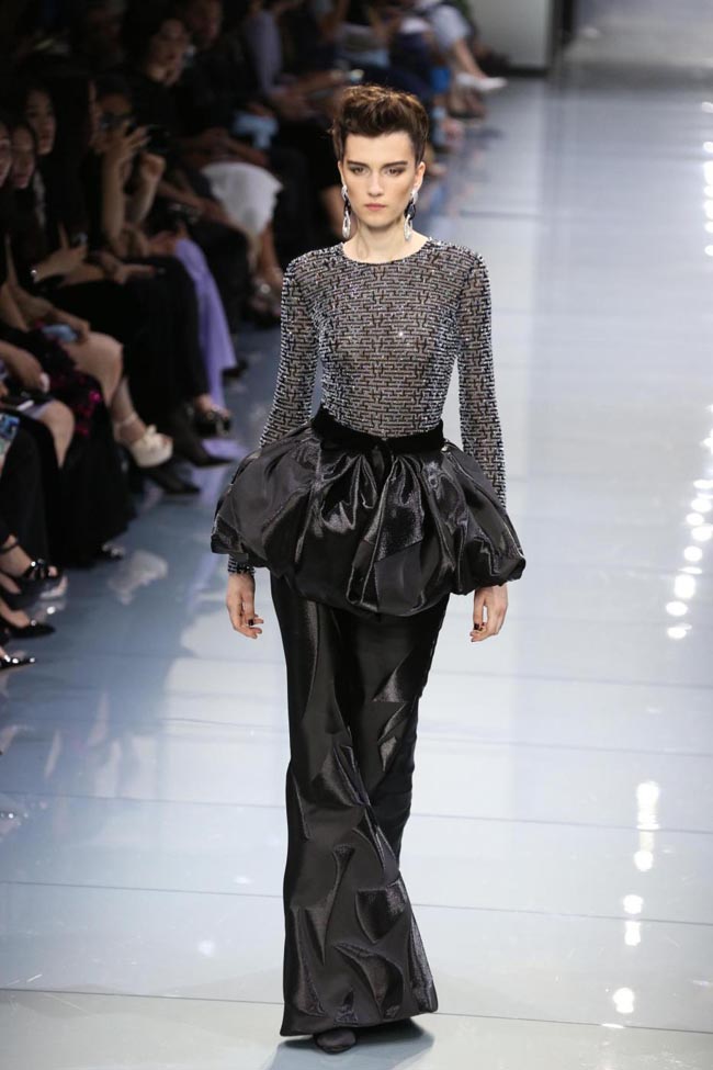 Armani, sfila a Parigi la collezione haute couture di Armani Privè Armani, sfila a Parigi la collezione haute couture di Armani Privè