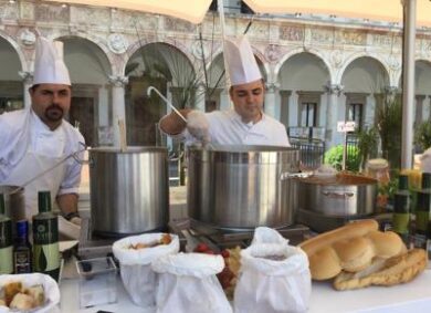 Gli Italiani a tavola: da nord a sud la mappa della spesa
