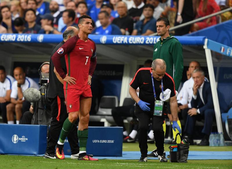 Cristiano Ronaldo: prenota il Pallone d’Oro. Ma è lesione al ginocchio