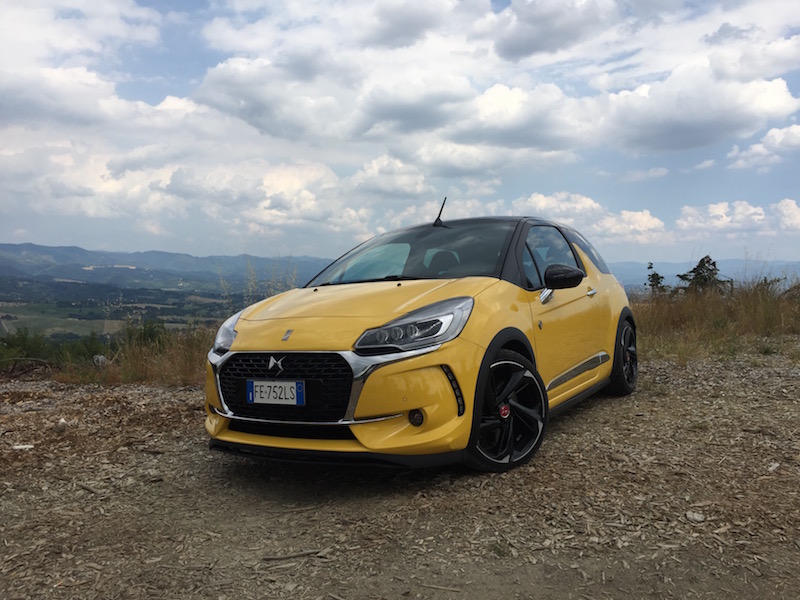 Nuova DS 3 Performance: sportività ed eleganza alla francese