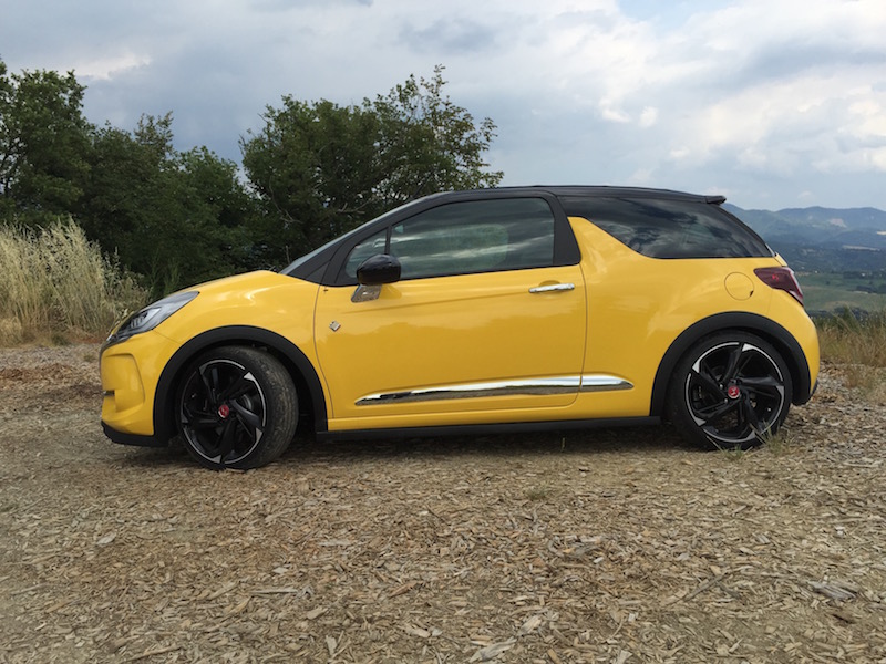 Nuova DS 3 Performance: sportività ed eleganza alla francese