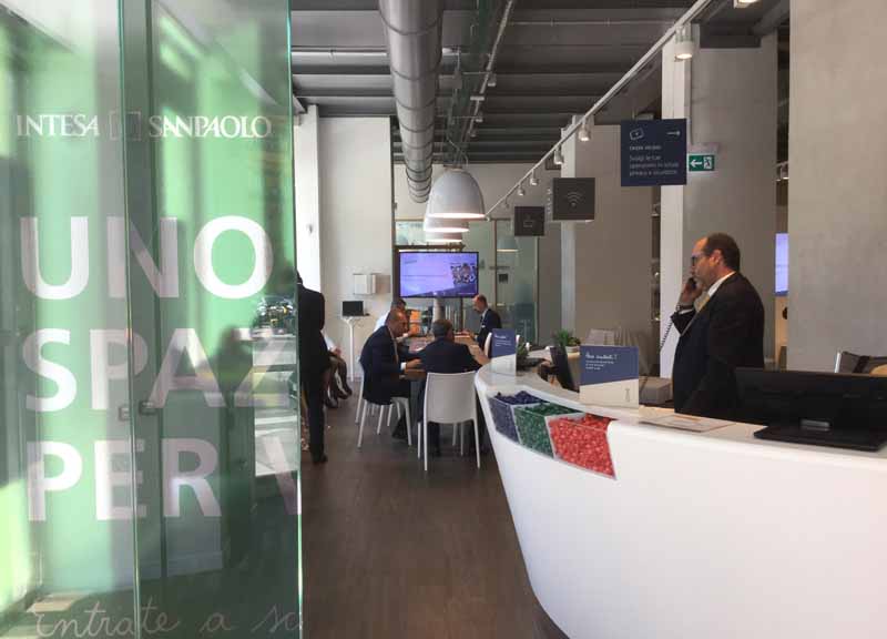 Galleria foto 'Intesa: Sharing Ideas per una nuova banca' - foto 1