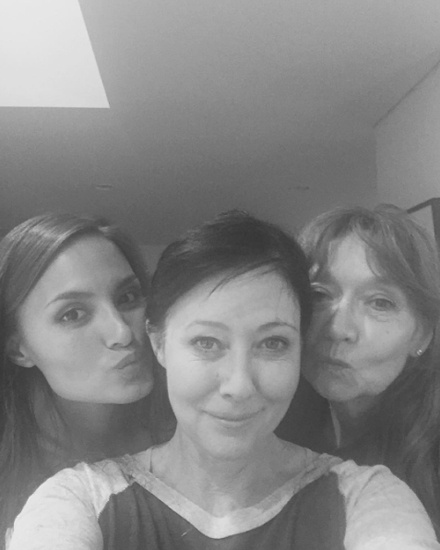 Shannen Doherty si rasa a zero: la lotta contro il cancro della Brenda Walsh