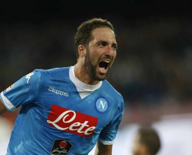 Higuain core ‘ngrato con Napoli. Non lo furono Sivori, ex Juve, e Maradona