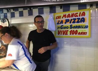 Il vero “Oro di Napoli”? La Pizza di Gino Sorbillo