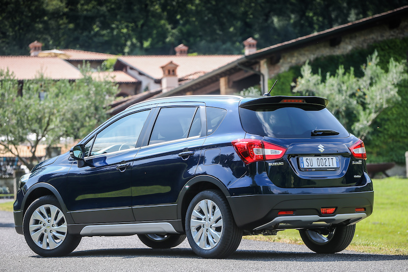 Nuova Suzuki S-CROSS: design inedito ed equipaggiamento da ammiraglia Nuova Suzuki S-CROSS: design inedito ed equipaggiamento da ammiraglia
