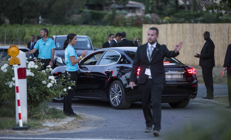 Modelle e vip: gli ospiti di Leonardo Di Caprio a Saint Tropez Modelle e vip: gli ospiti di Leonardo Di Caprio a Saint Tropez