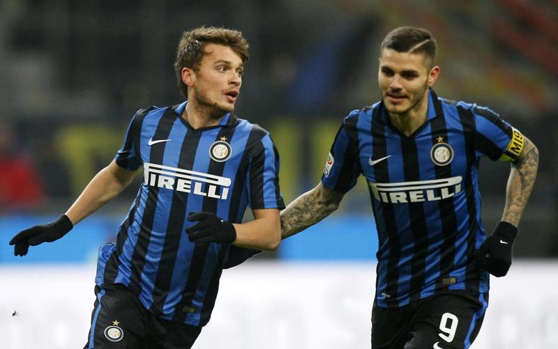 Napoli, un ruolo a Wanda Nara in un film per strappare Icardi all’Inter Napoli, un ruolo a Wanda Nara in un film per strappare Icardi all’Inter