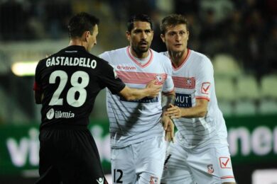 Borriello al Cagliari: firmato contratto di un anno, ma…