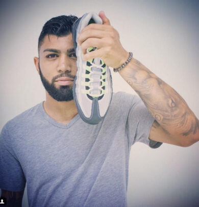 Santos, via libera da 25 milioni all’Inter per Gabigol. Decide lui, ma…