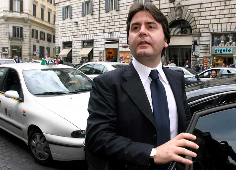 Stefano Ricucci resta in carcere per fatture false. Lo ha deciso il Riesame
