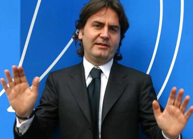 Stefano Ricucci resta in carcere per fatture false. Lo ha deciso il Riesame