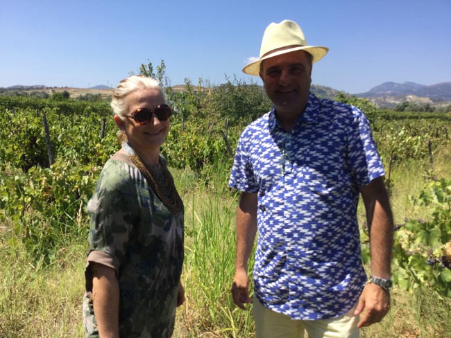 Il Greco di Bianco: dal VII sec. AC ai vini premiati di Mariolina Baccellieri Il Greco di Bianco: dal VII sec. AC ai vini premiati di Mariolina Baccellieri