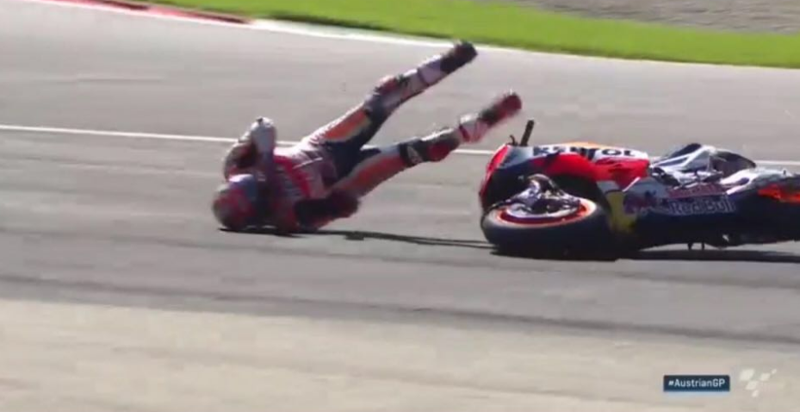MotoGp, Marquez brutto incidente in Austria. Poi Marc torna sulla Honda e…