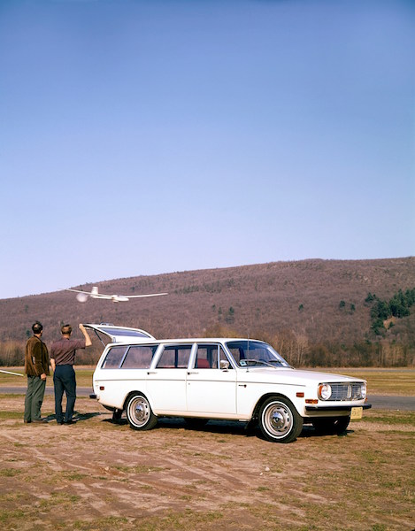 50 anni fa nasceva la Volvo 144
