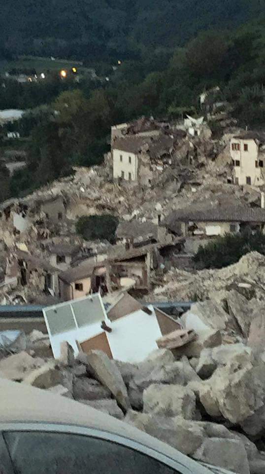 Terremoto, le foto del sisma che ha devastato il Centro Italia