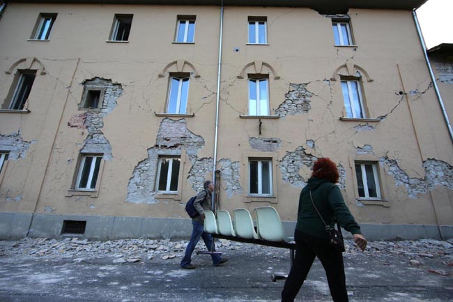 Terremoto, le foto del sisma che ha devastato il Centro Italia