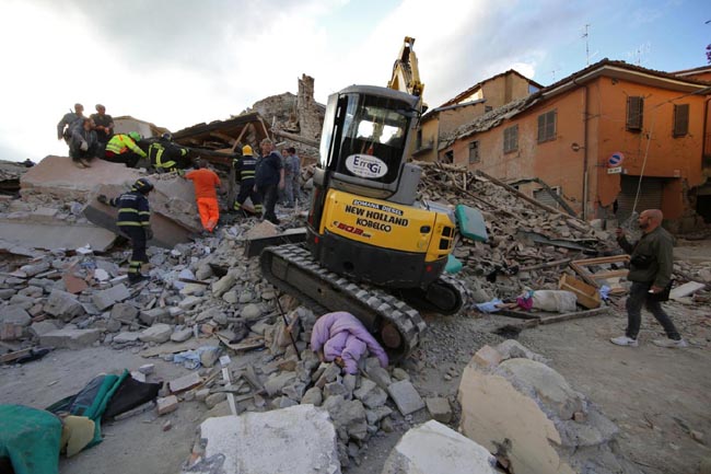 Terremoto, le foto del sisma che ha devastato il Centro Italia