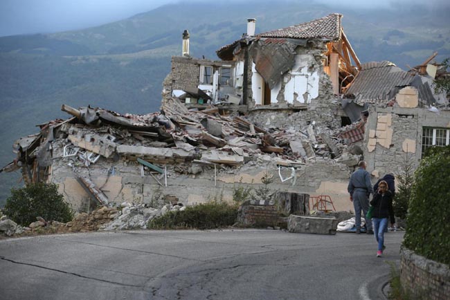 Terremoto, le foto del sisma che ha devastato il Centro Italia