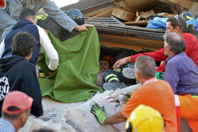 Terremoto, le foto del sisma che ha devastato il Centro Italia