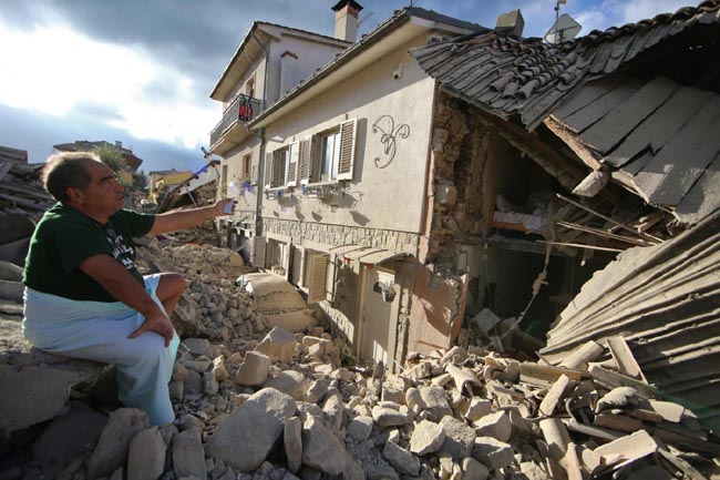 Terremoto, le foto del sisma che ha devastato il Centro Italia