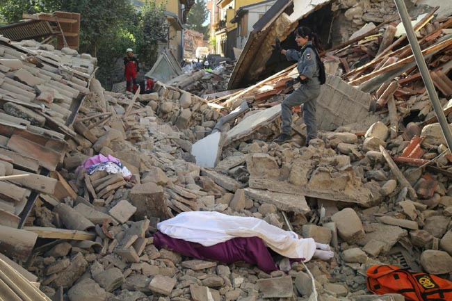 Terremoto, le foto del sisma che ha devastato il Centro Italia