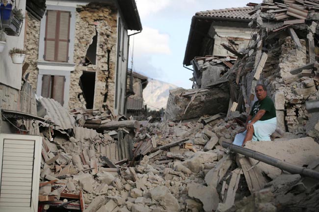 Terremoto, le foto del sisma che ha devastato il Centro Italia