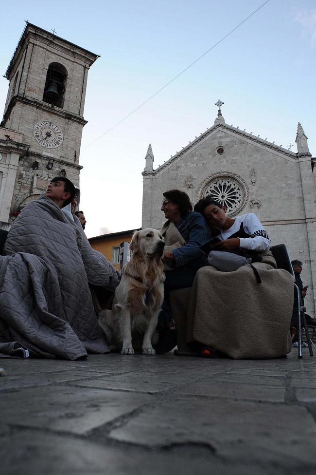 Terremoto, le foto del sisma che ha devastato il Centro Italia