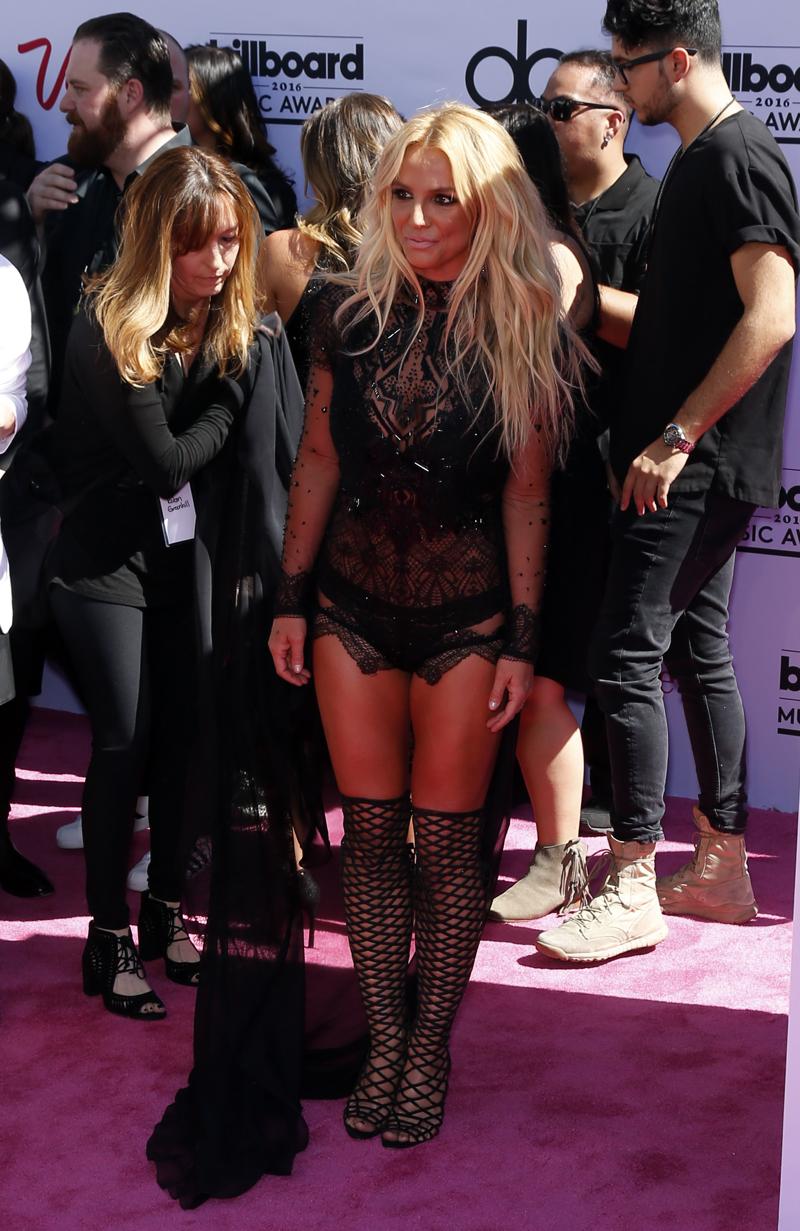 Britney Spears: “Ho rischiato di annegare!”. Che paura per la popstar Britney Spears: “Ho rischiato di annegare!”. Che paura per la popstar