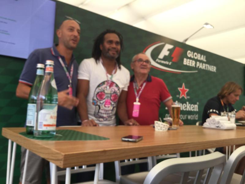 Heineken debutta a Monza con Jackie Stewart: When you drive never drink” Heineken debutta a Monza con Jackie Stewart: When you drive never drink”