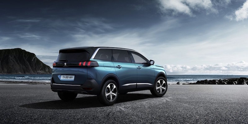 Nuovo Peugeot 5008: anteprima al prossimo Salone di Parigi Nuovo Peugeot 5008: anteprima al prossimo Salone di Parigi
