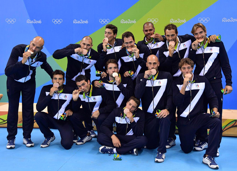 Olimpiadi a Roma, gli atleti di Rio alla Raggi: “Noi vogliamo gareggiare” Olimpiadi a Roma, gli atleti di Rio alla Raggi: “Noi vogliamo gareggiare”