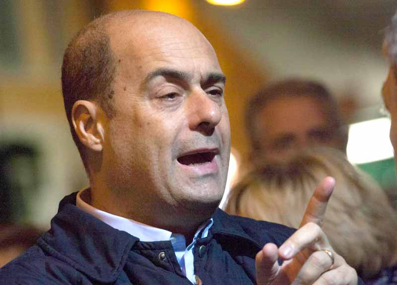 La “pax” di Zingaretti: “Vi aiuteremo ma il M5S sia più umile” La “pax” di Zingaretti: “Vi aiuteremo ma il M5S sia più umile”