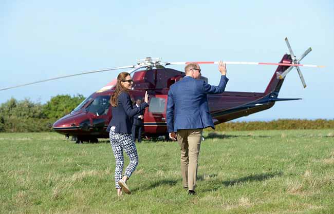 Kate Middleton, magrissima ma lato B da urlo. Il segreto? Low cost… Foto Kate Middleton, magrissima ma lato B da urlo. Il segreto? Low cost… Foto