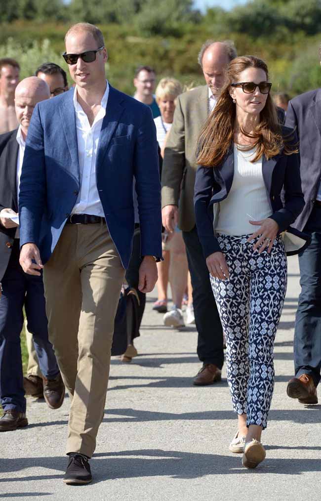 Kate Middleton, magrissima ma lato B da urlo. Il segreto? Low cost… Foto Kate Middleton, magrissima ma lato B da urlo. Il segreto? Low cost… Foto