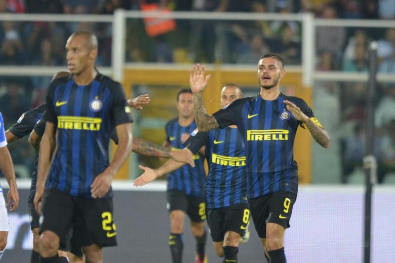 Icardi, doppietta a Pescara e annuncio: “Rinnovo con l’Inter? Tutto ok” Icardi, doppietta a Pescara e annuncio: “Rinnovo con l’Inter? Tutto ok”