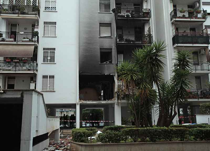 Nonna di 83 anni: vogliono condannarla all’ergastolo. Fece esplodere casa