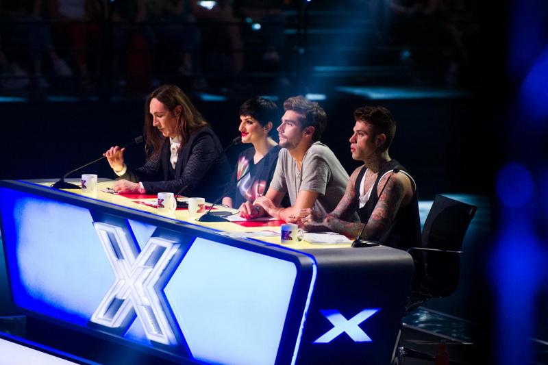 X Factor, Manuel Agnelli: “L’Italia reagisce alla crisi sociale.E la musica..” X Factor, Manuel Agnelli: “L’Italia reagisce alla crisi sociale.E la musica..”