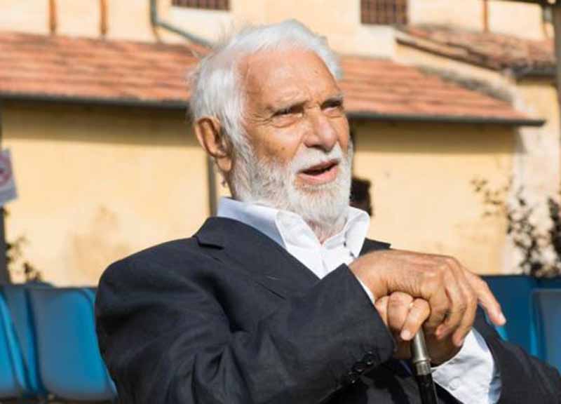 Letteratura, addio a Ermanno Rea: in uscita l’ultimo romanzo Letteratura, addio a Ermanno Rea: in uscita l’ultimo romanzo