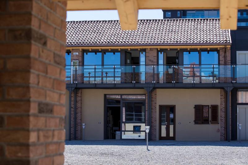 Cascina Moncucco diventa residenza per studenti Iulm. FOTO Cascina Moncucco diventa residenza per studenti Iulm. FOTO