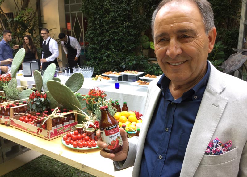 Tutto il sole di Sicilia nella salsa di pomodoro ciliegino