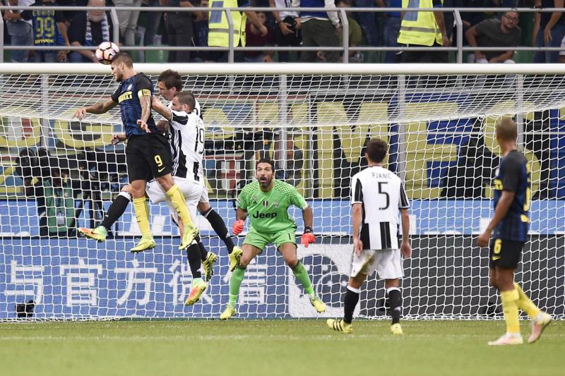 Inter ribalta la Juventus: Icardi e Perisic: 2-1, esplode San Siro Inter ribalta la Juventus: Icardi e Perisic: 2-1, esplode San Siro
