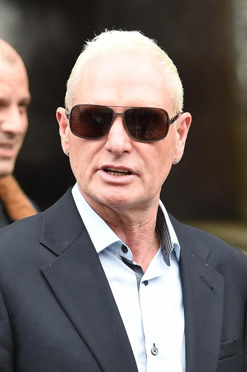 Gascoigne, a processo per una battuta razzista durante “Una sera con Gazza” Gascoigne, a processo per una battuta razzista durante “Una sera con Gazza”