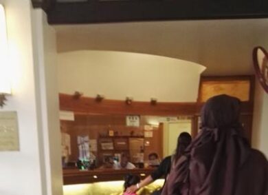 Il divieto di Maroni sul burqa? Negli ospedali di Milano non viene applicato