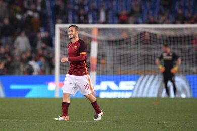 Roma. Totti lancia la sua pagina facebook ufficiale