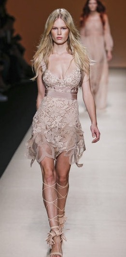 Milano Fashion Week, Gucci e Philipp Plein stupiscono.Ora Prada-Moschino. FOTO Milano Fashion Week, Gucci e Philipp Plein stupiscono.Ora Prada-Moschino. FOTO