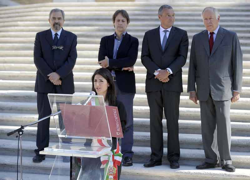 Trinità dei Monti torna a sedurre. Raggi: “Sarà aperta ma sorvegliata”